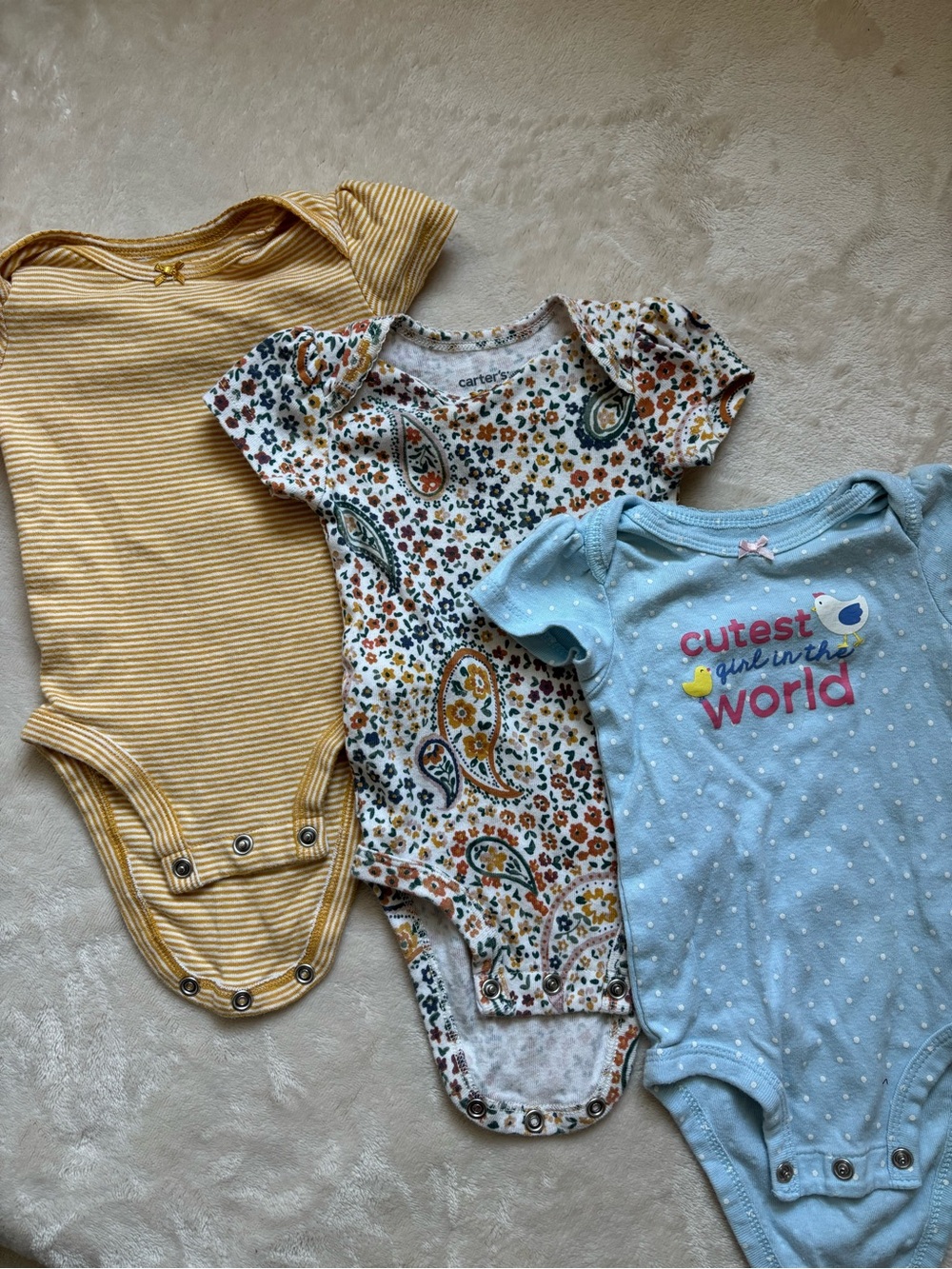 Carter’s girls onesies lot of 3 size 3 month